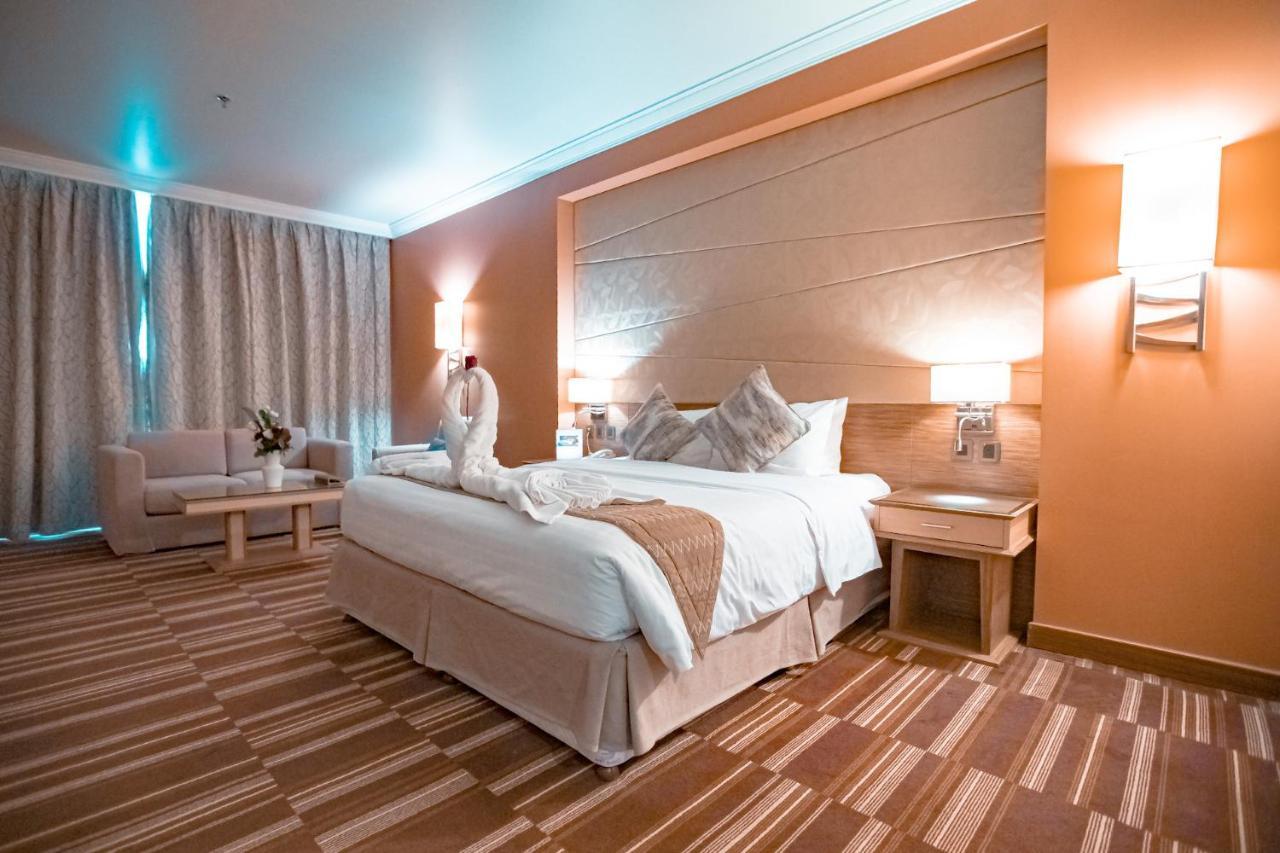 Golden Tulip Hotel Buraidah Al Qassim Екстер'єр фото