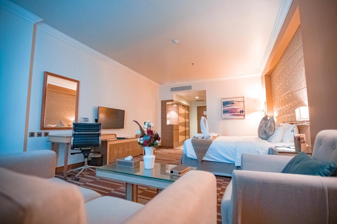 Golden Tulip Hotel Buraidah Al Qassim Екстер'єр фото