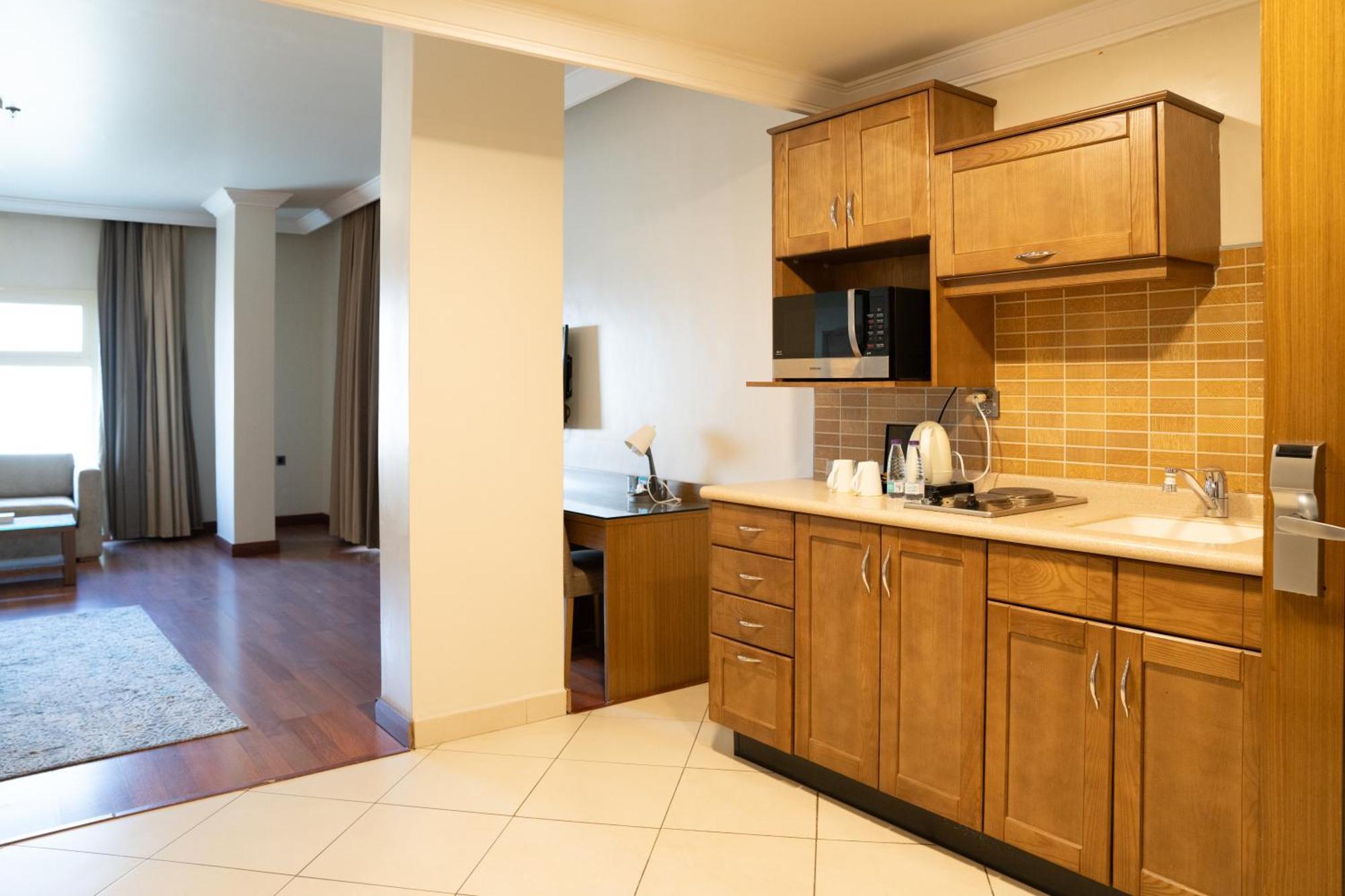 Golden Tulip Hotel Buraidah Al Qassim Екстер'єр фото
